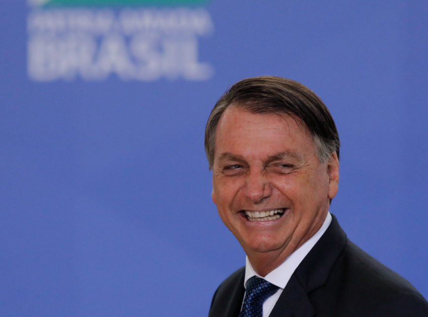 Bolsonaro mantém até R$ 305 bi em privilégios tributários ao não 'fazer nada'